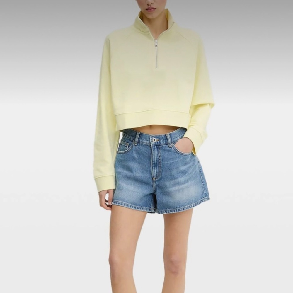 Mono b Women's Sweatshirt in yellow